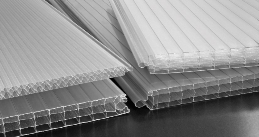 Zamkove polykarbonatove panely Macrolux Modulit